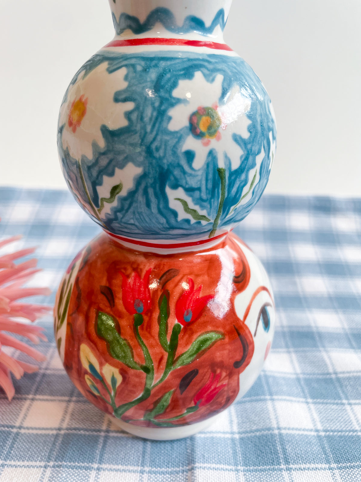 Folk People Vase~majolica