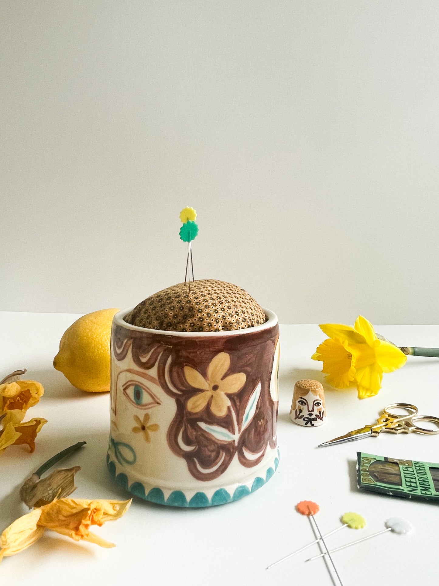 Pin cushion tumbler-glossy