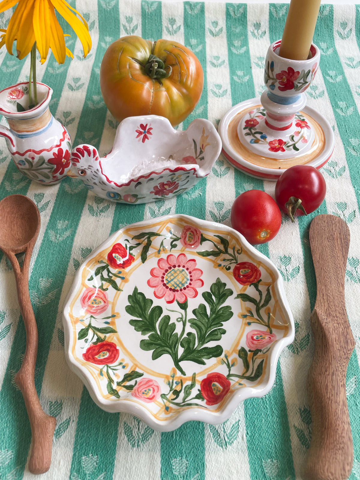 Fluted small plate