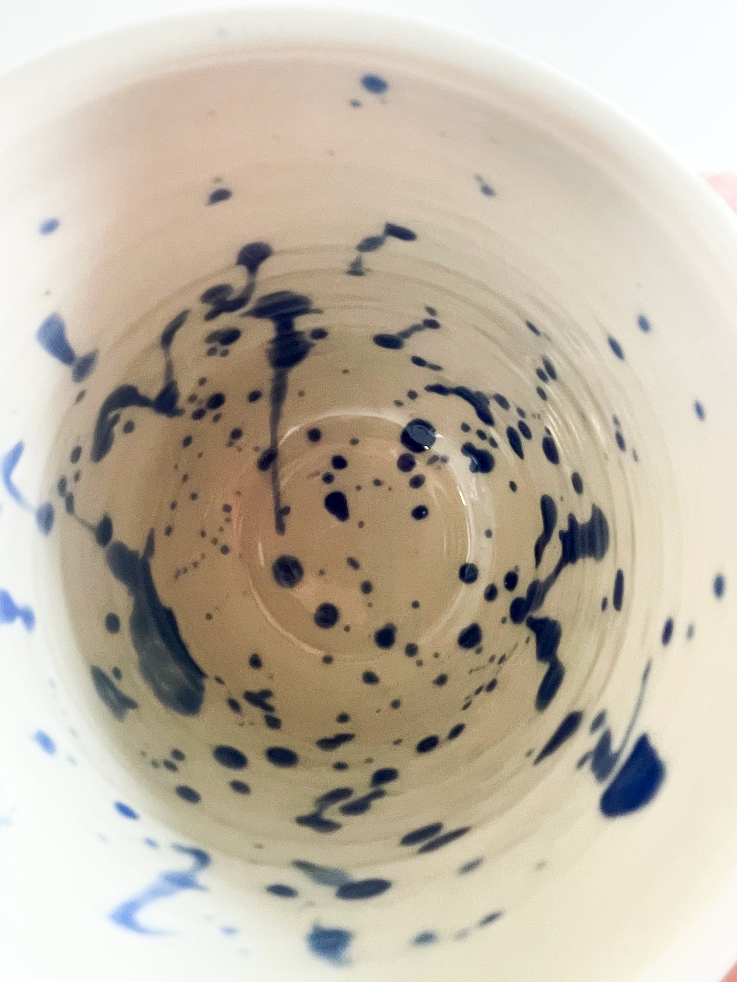 Pin cushion tumbler