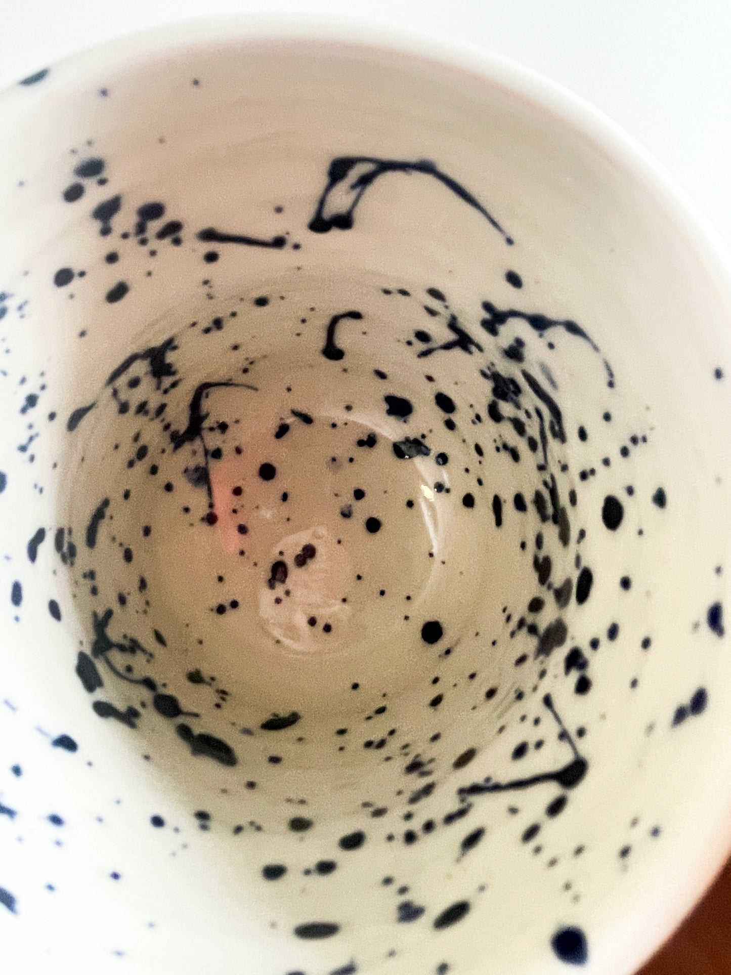 Pin cushion tumbler