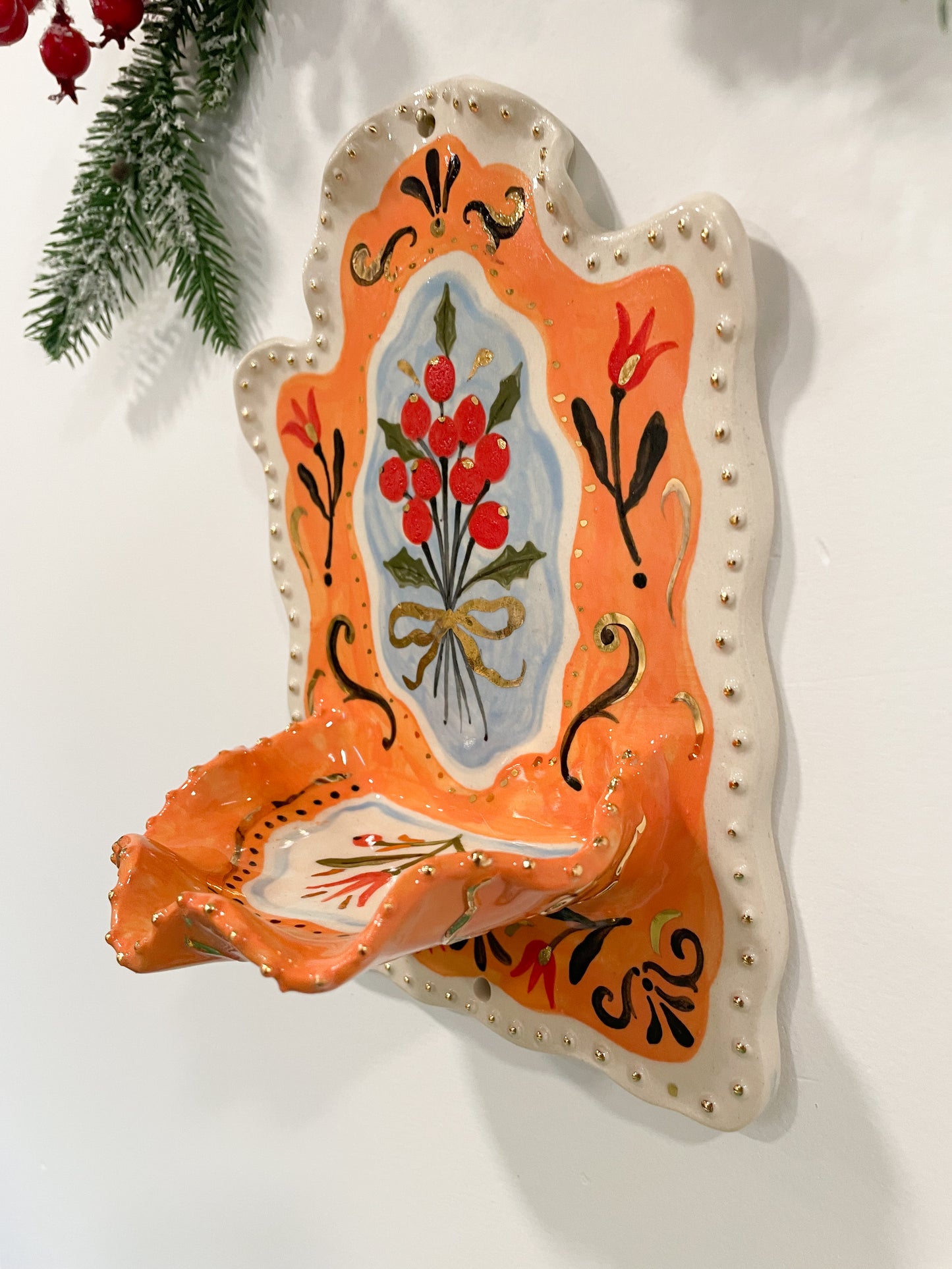 Holly Wall pocket w/22k gold
