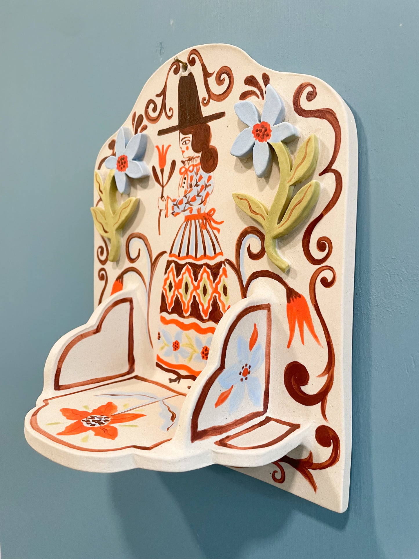 Appliqué Wall Shelf