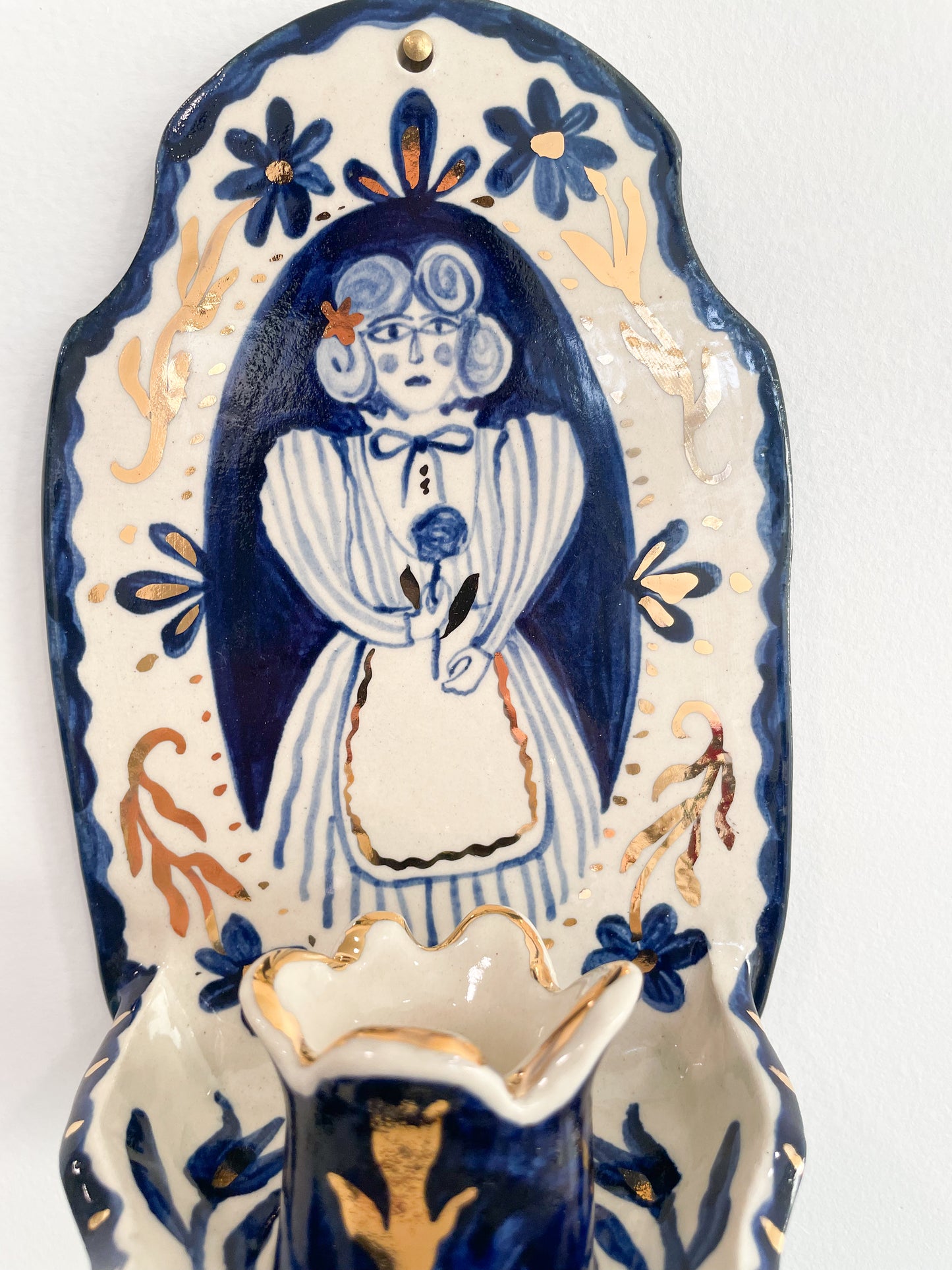 Folk lady wall candle w/22k gold