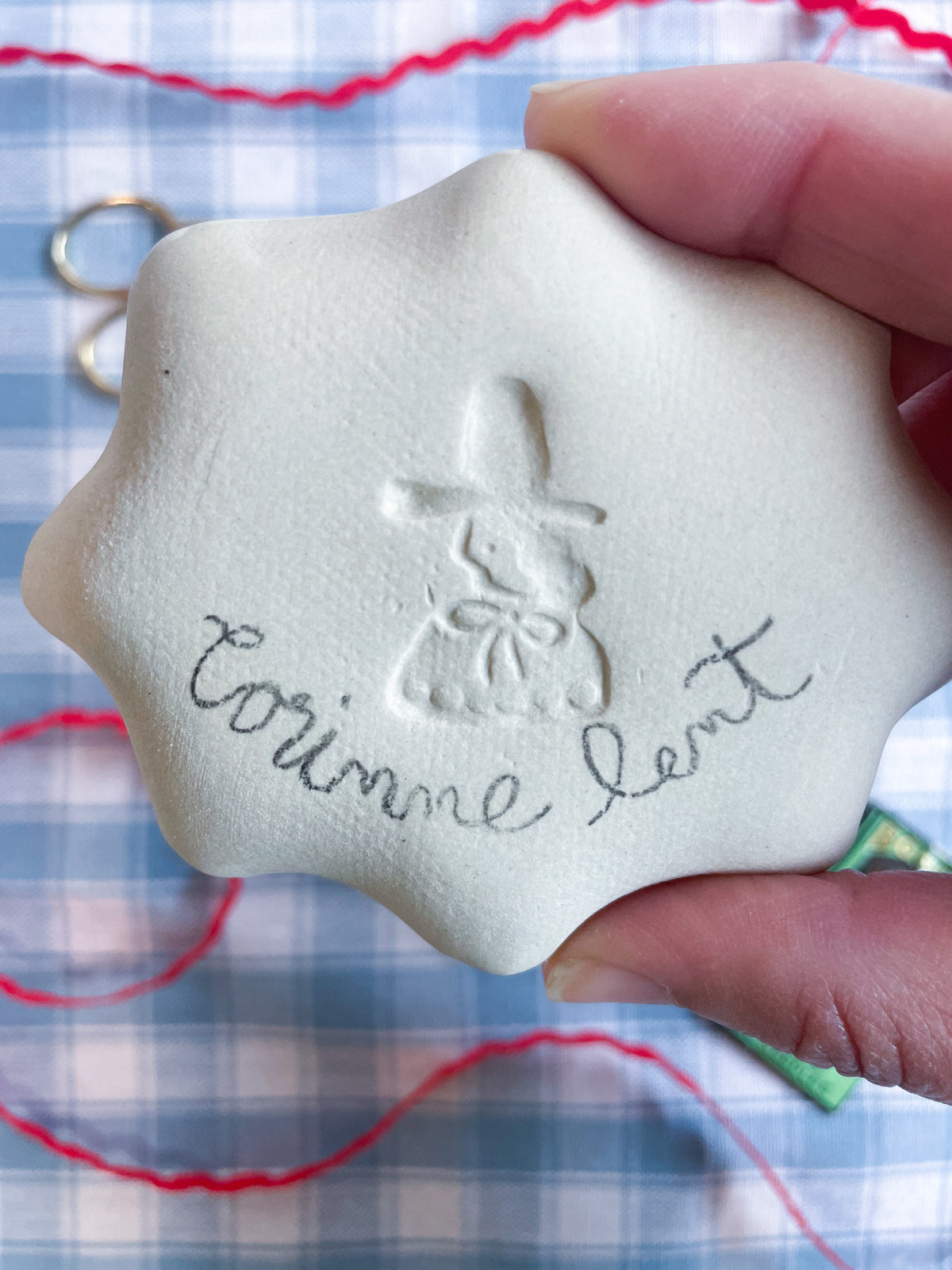 Tiny trinket dish-