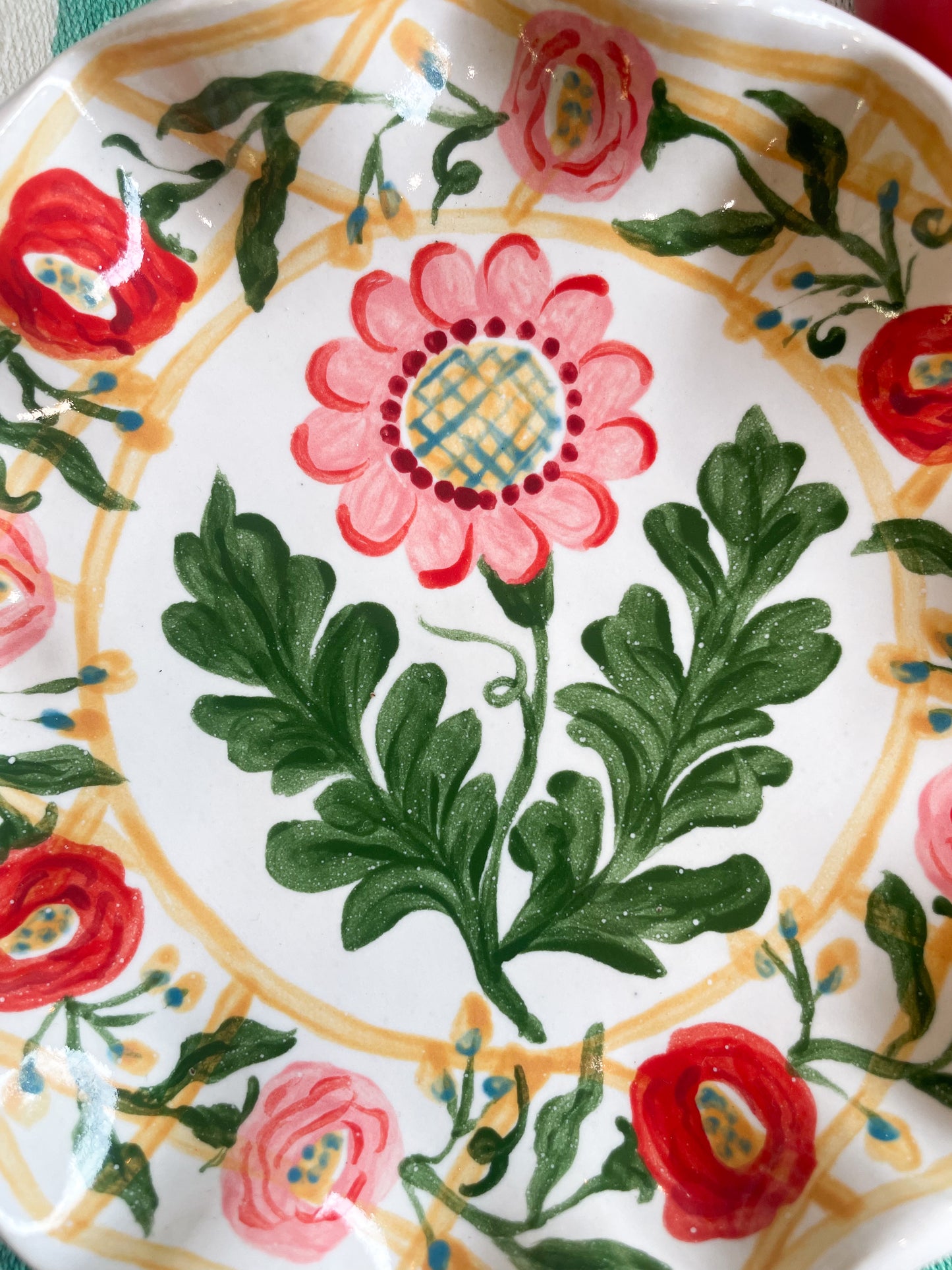 Fluted small plate