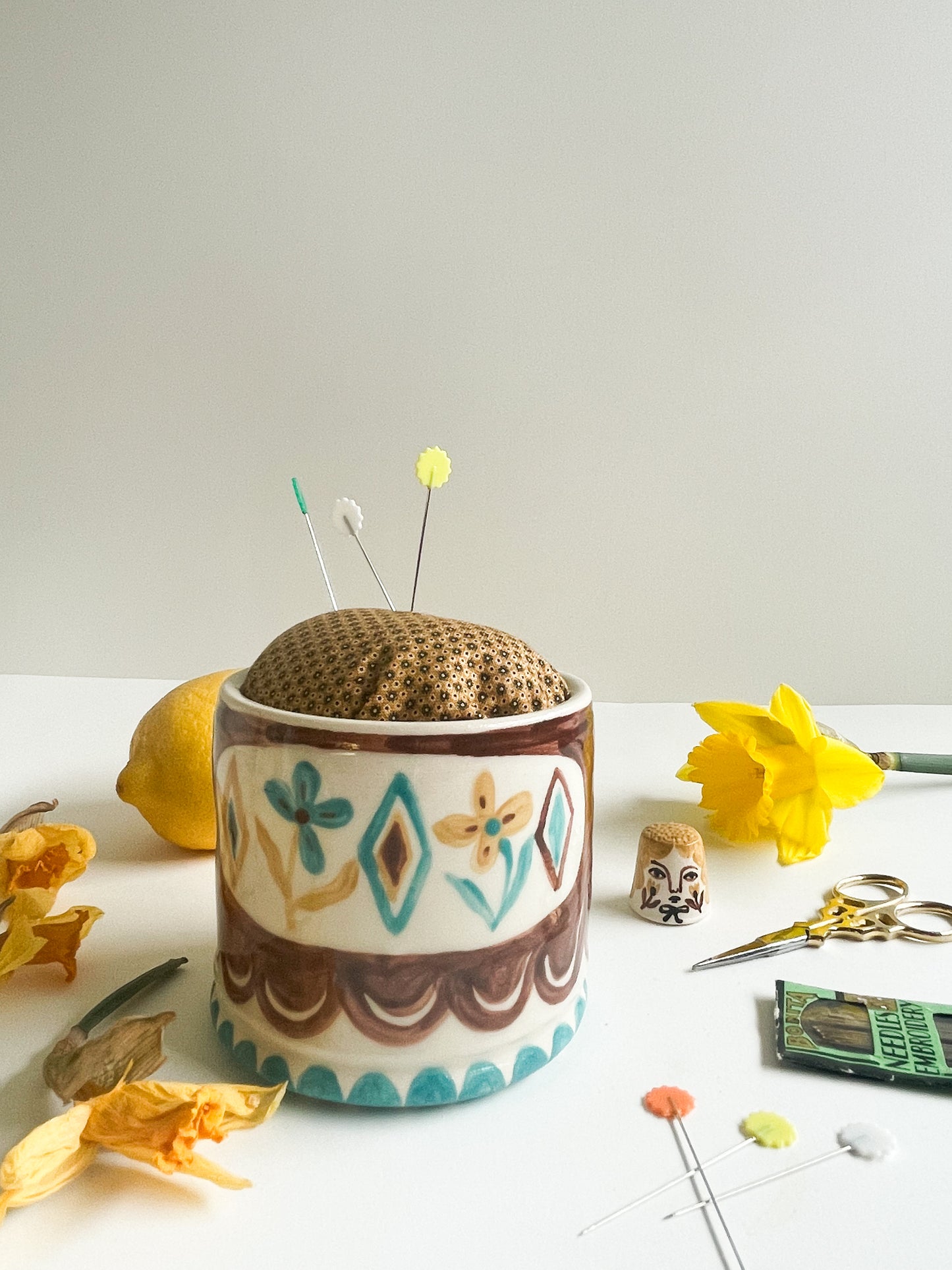 Pin cushion tumbler-glossy