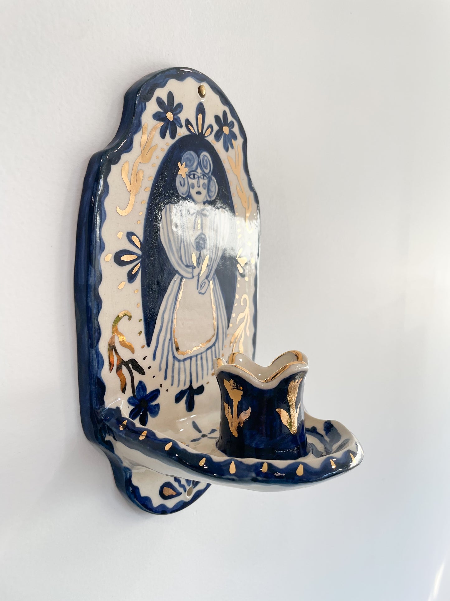 Folk lady wall candle w/22k gold