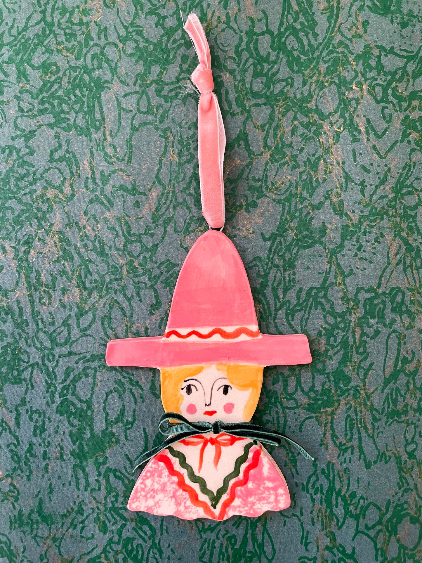 Christmas witch ornament~pink
