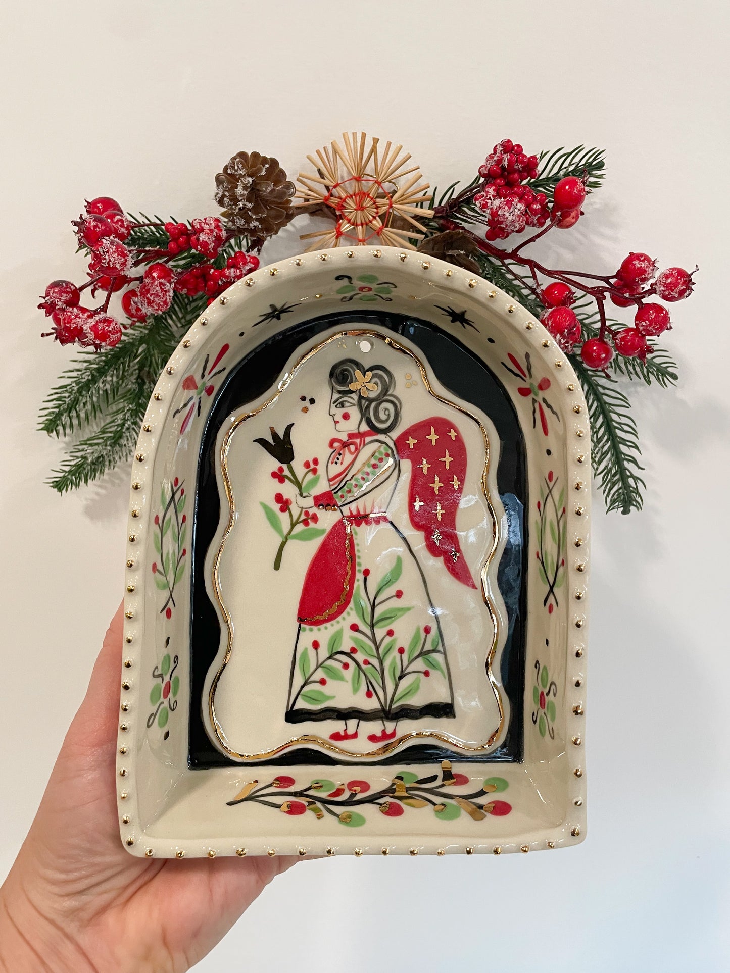 Wall Shrine with 22kgold