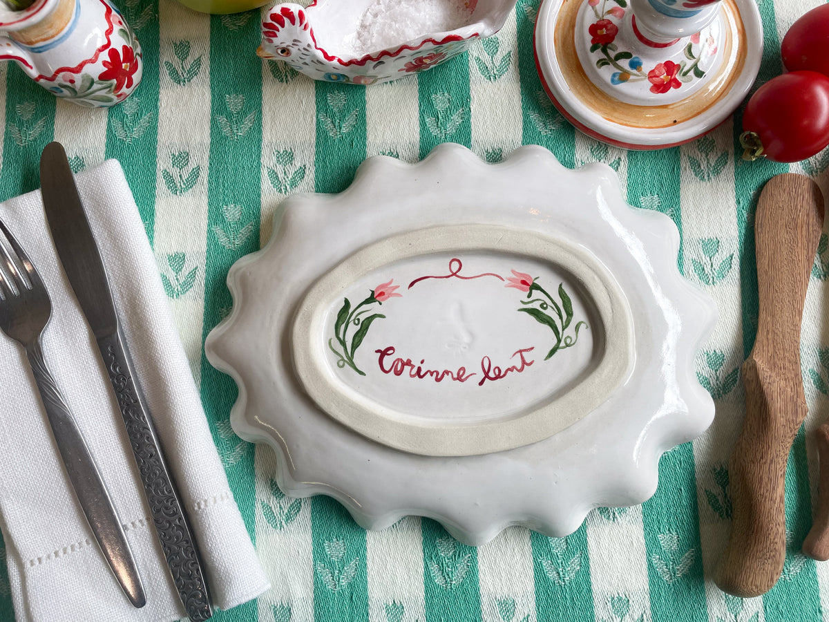 Fluted folk scene platter
