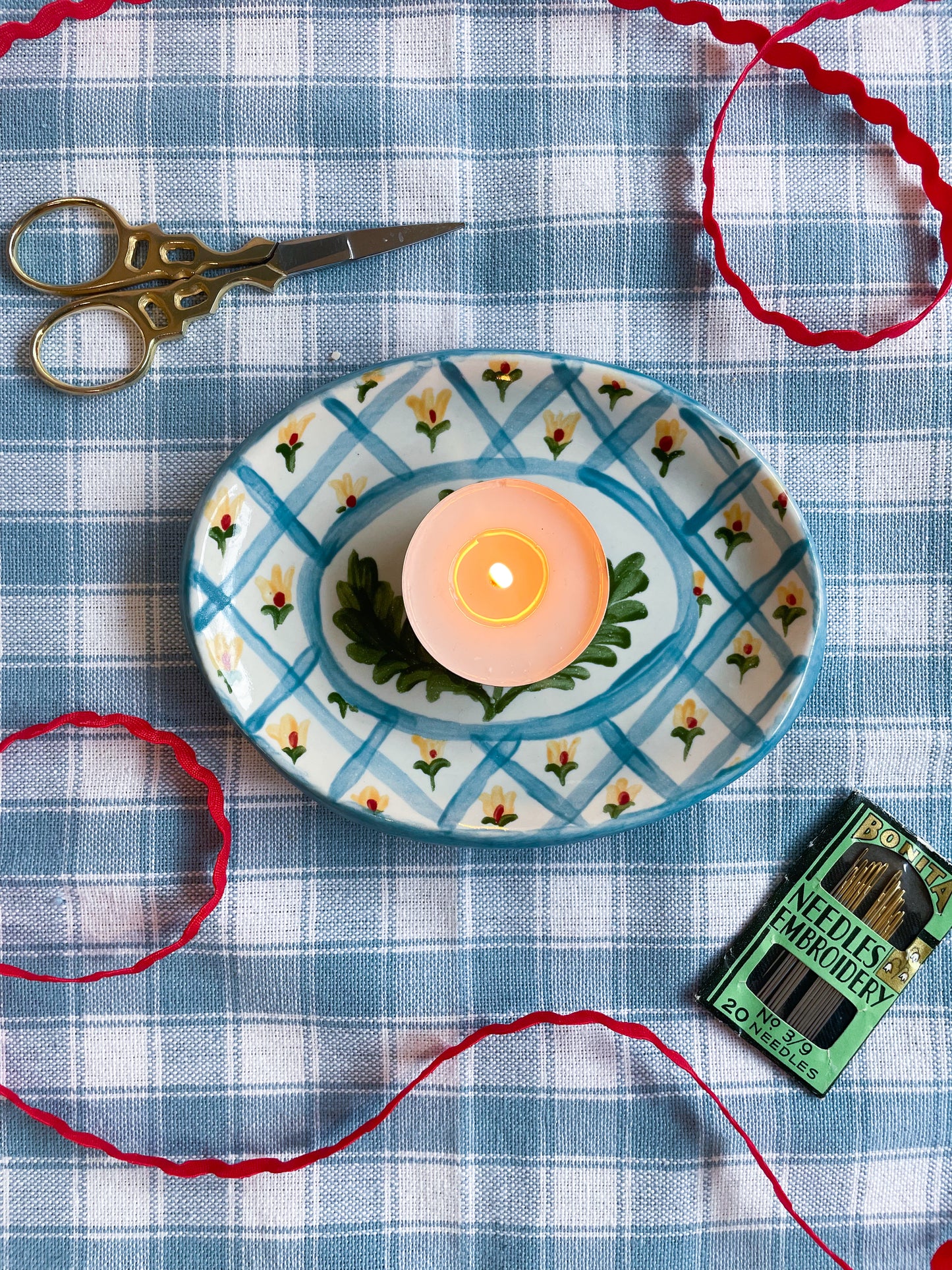 Trinket dish~majolica