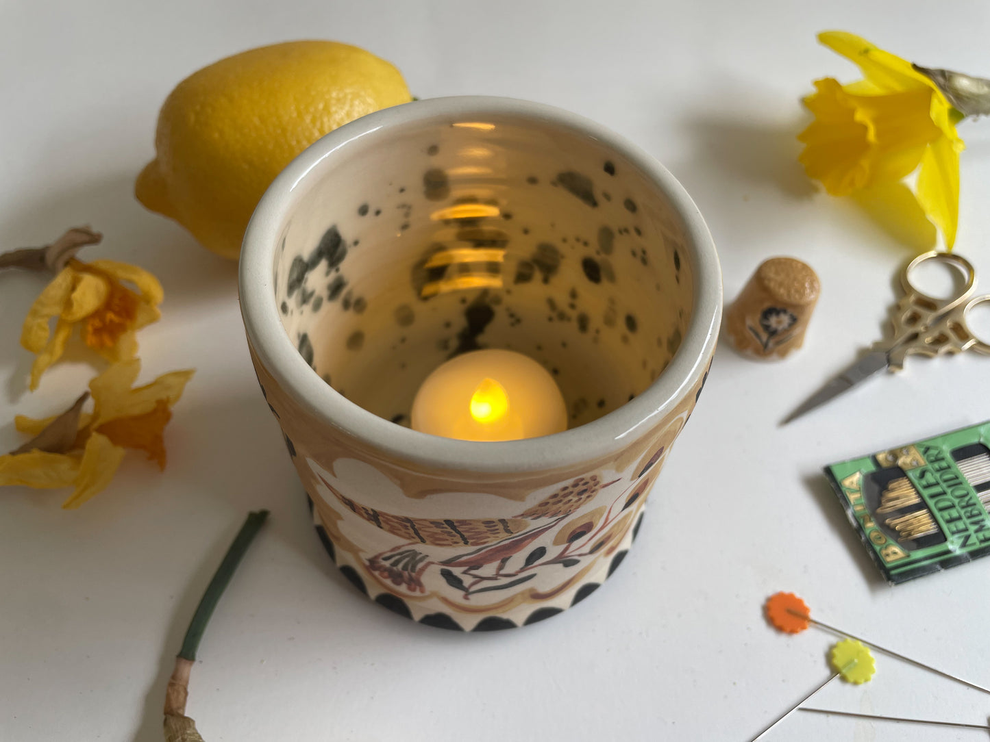 Pin cushion tumbler