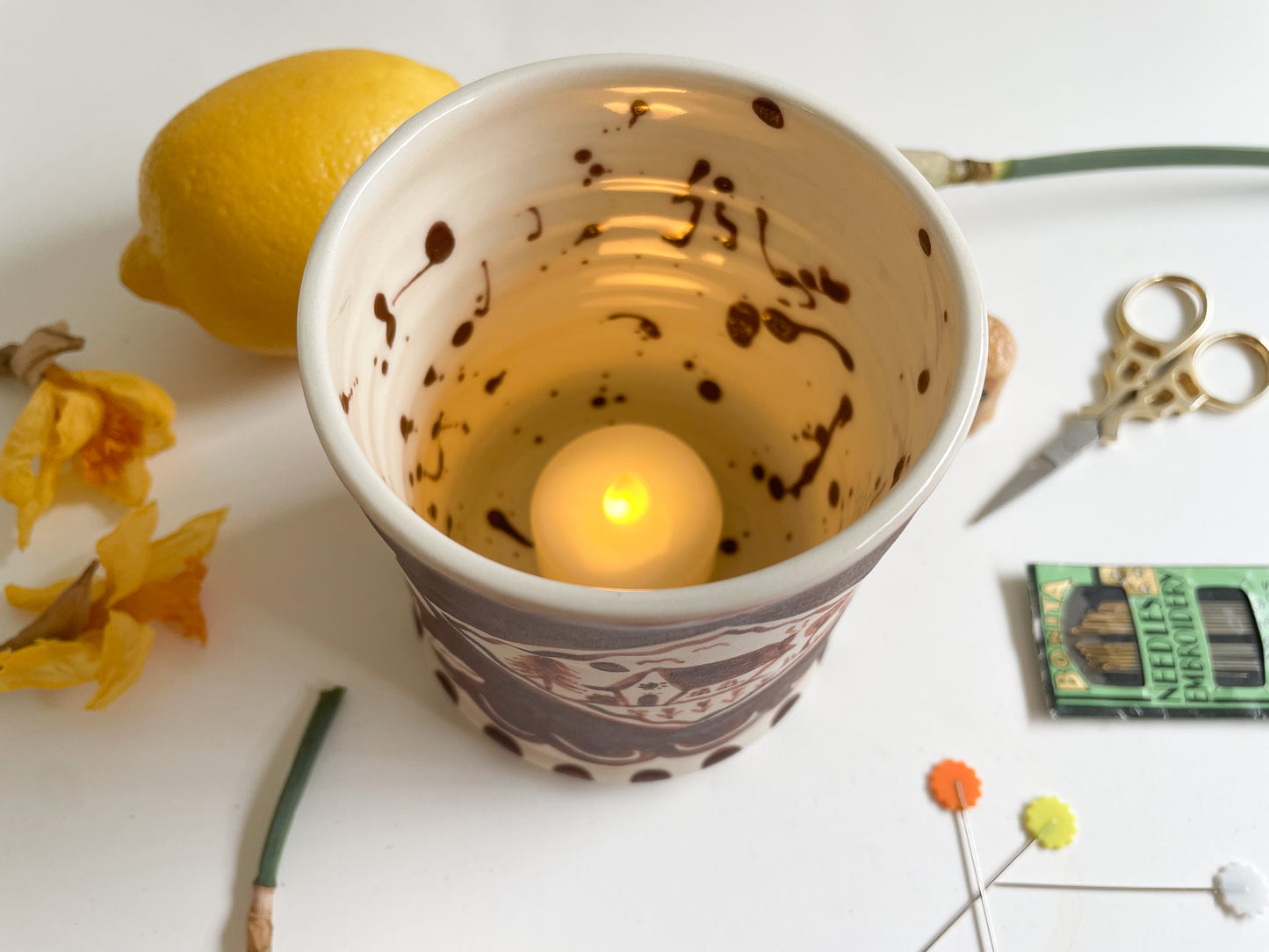 Pin cushion tumbler