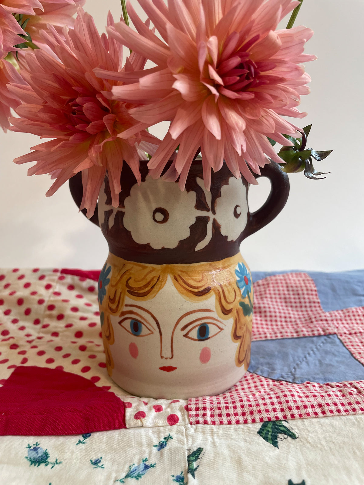 Folk people vase