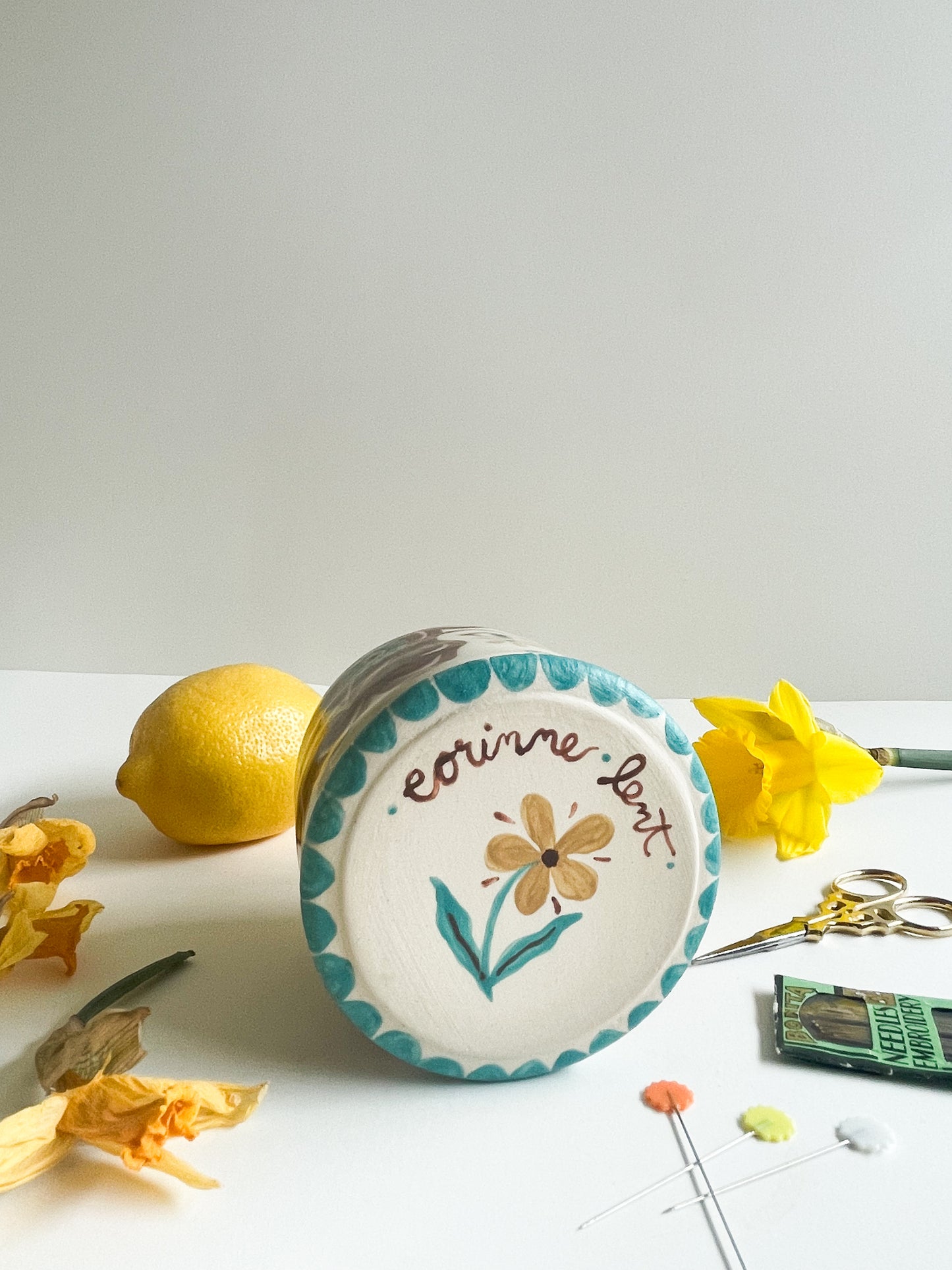Pin cushion tumbler-glossy